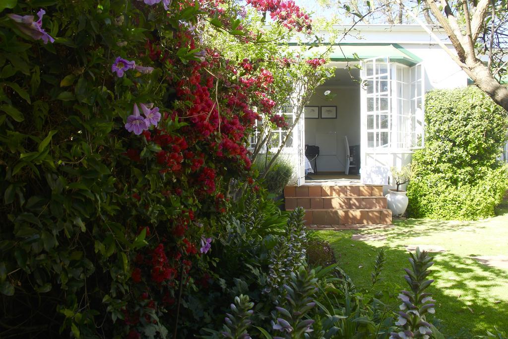 Melville Manor Guest House Johannesburg Esterno foto