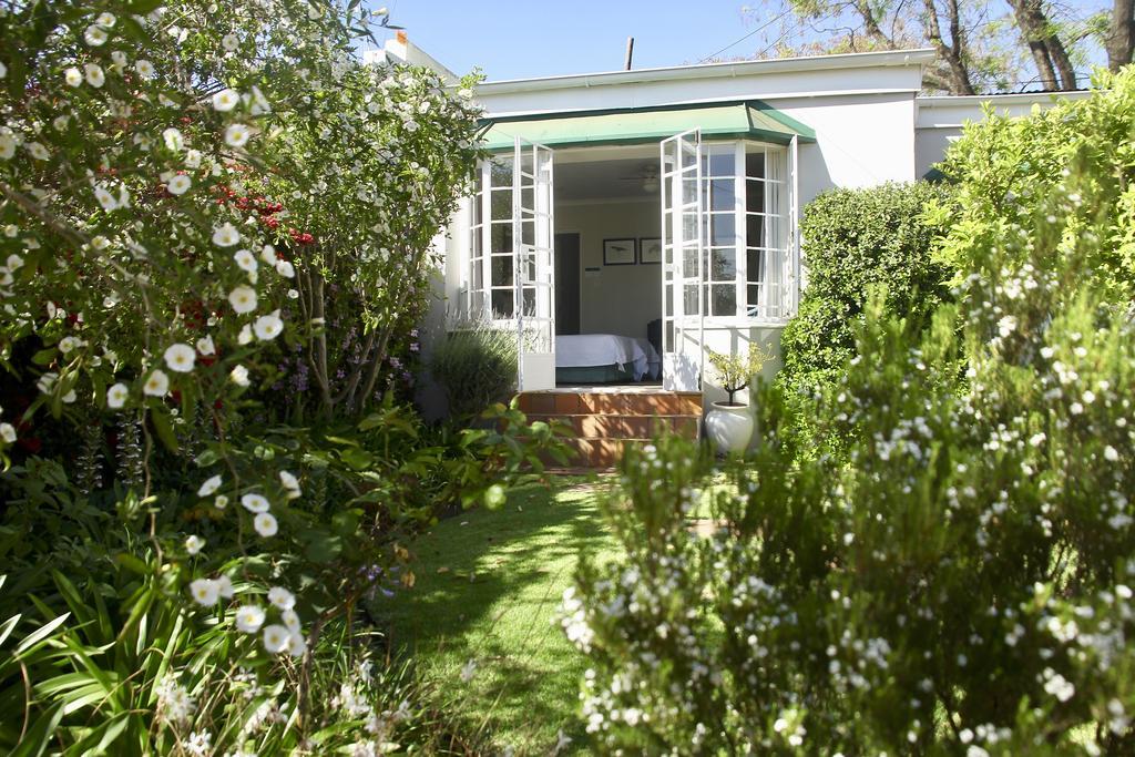 Melville Manor Guest House Johannesburg Esterno foto
