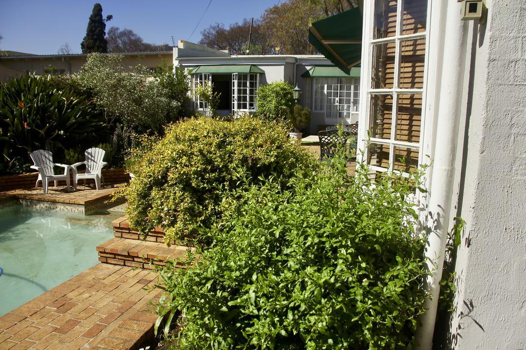 Melville Manor Guest House Johannesburg Esterno foto