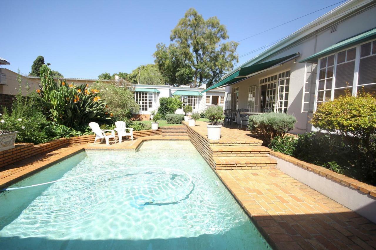 Melville Manor Guest House Johannesburg Esterno foto
